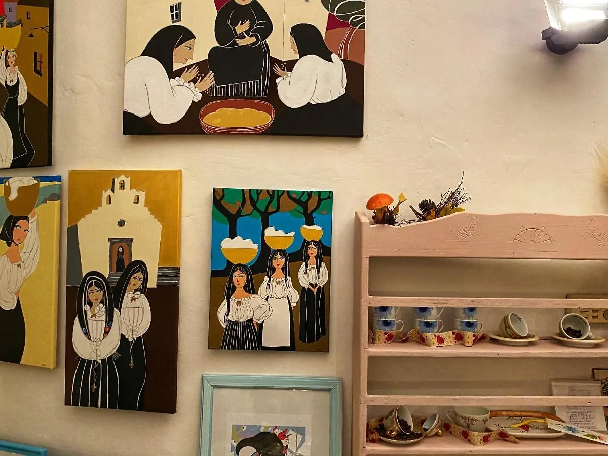 Locanda Tipica Sa Corte Oliena Penzion